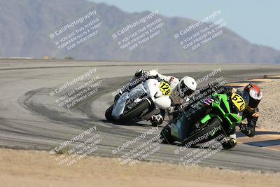 media/Oct-04-2025-CVMA (Sat) [[408bcdd6e4]]/Race 10-Amateur Supersport Middleweight/